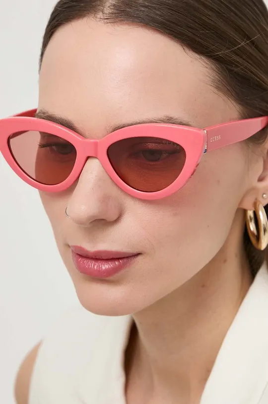 rózsaszín Guess napszemüveg Női