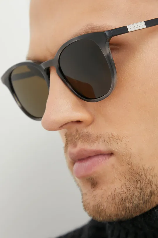 серый Солнцезащитные очки Gucci