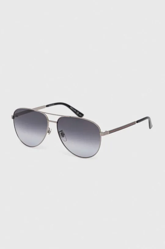 Солнцезащитные очки Gucci серый