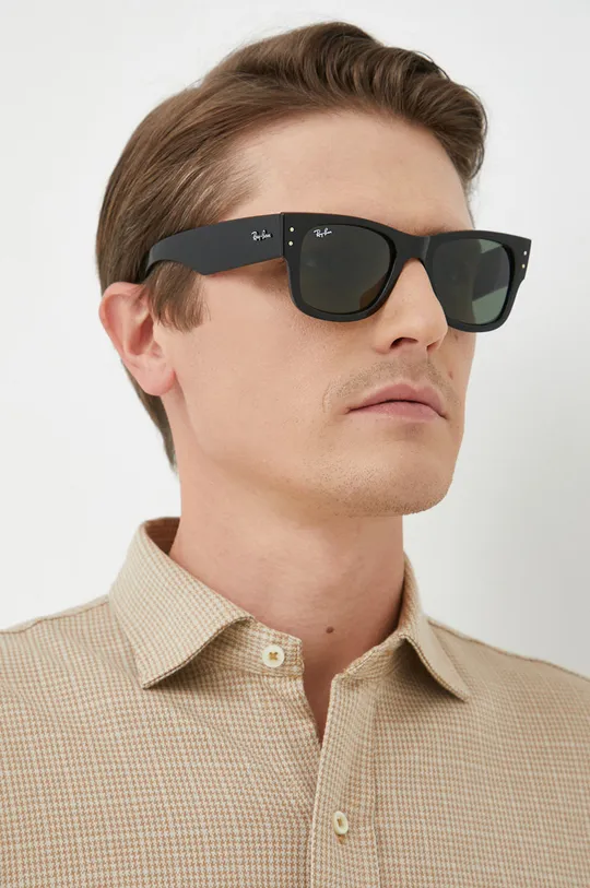 Слънчеви очила Ray-Ban MEGA WAYFARER  Пластмаса