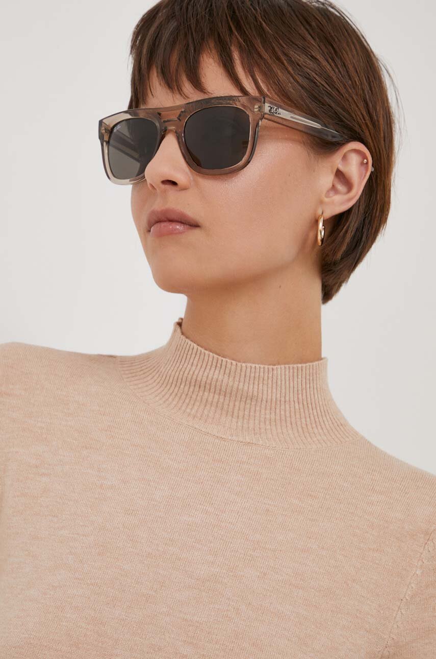 beige ray ban sunglasses