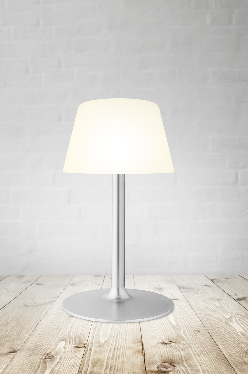 jasny szary Eva Solo lampa solarna