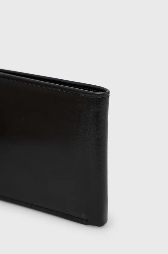 Kožená peňaženka Levi's čierna