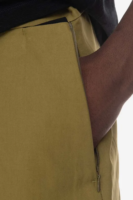 Памучен къс панталон ROA зелен