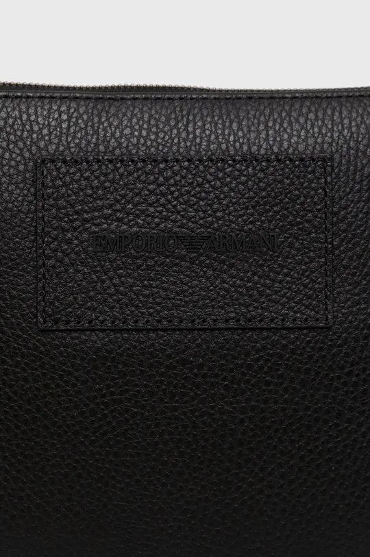 Кожаная сумка Emporio Armani  Подкладка: 100% Полиэстер Основной материал: 100% Натуральная кожа