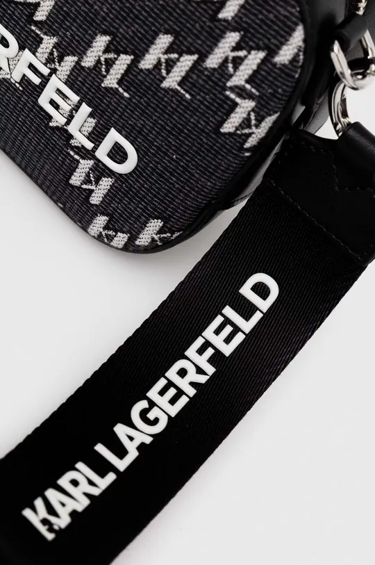 Сумка Karl Lagerfeld Основной материал: 55% Полиуретан, 41% Хлопок, 4% Полиэстер Подкладка: 100% Вторичный полиэстер