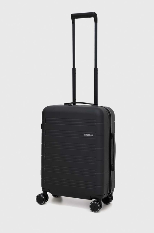 Чемодан American Tourister чёрный