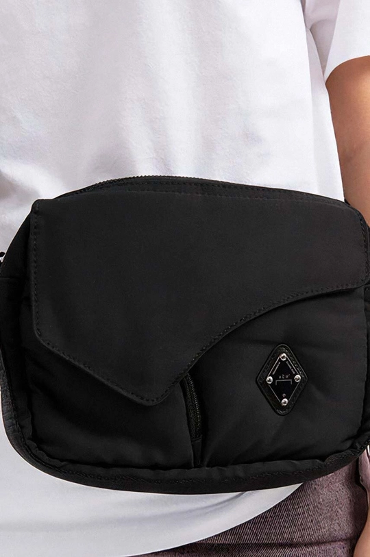 negru A-COLD-WALL* borsetă Shale Padded Envelope Bag