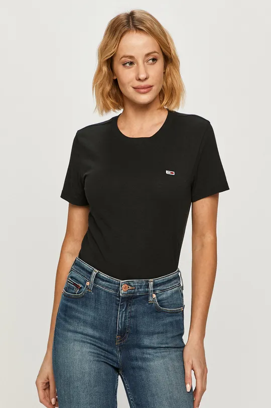 črna Tommy Jeans t-shirt Ženski