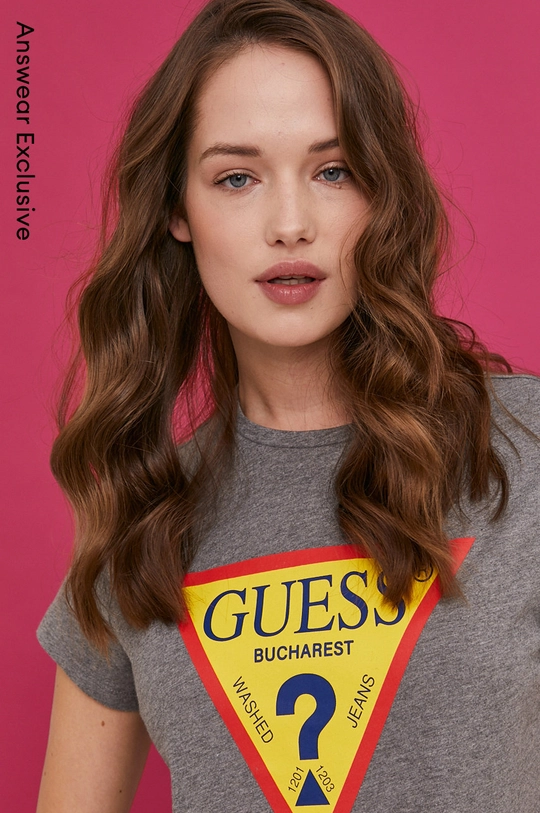 szary Guess T-shirt Damski