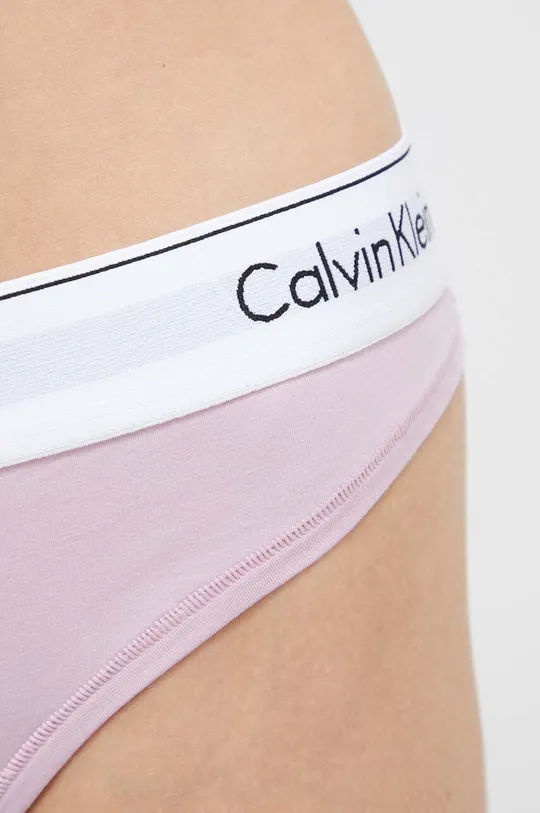 Calvin Klein Underwear stringi Materiał zasadniczy: 53 % Bawełna, 35 % Modal, 12 % Elastan, Podszewka: 100 % Bawełna