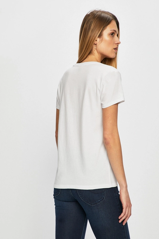 Levi's top  100% Cotton