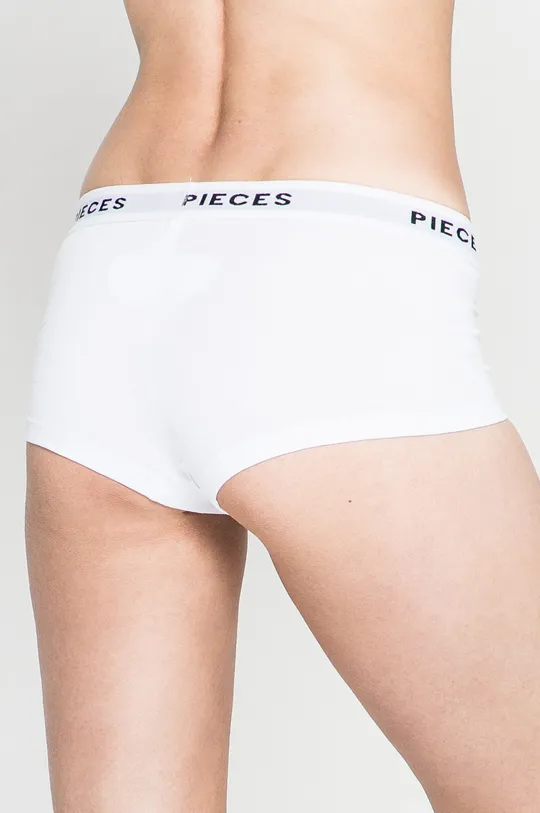 Pieces - Figi Logo biały