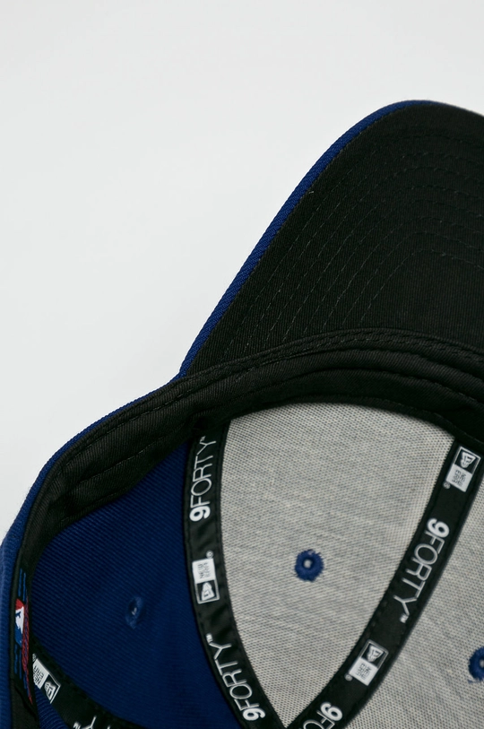 navy New Era beanie The League