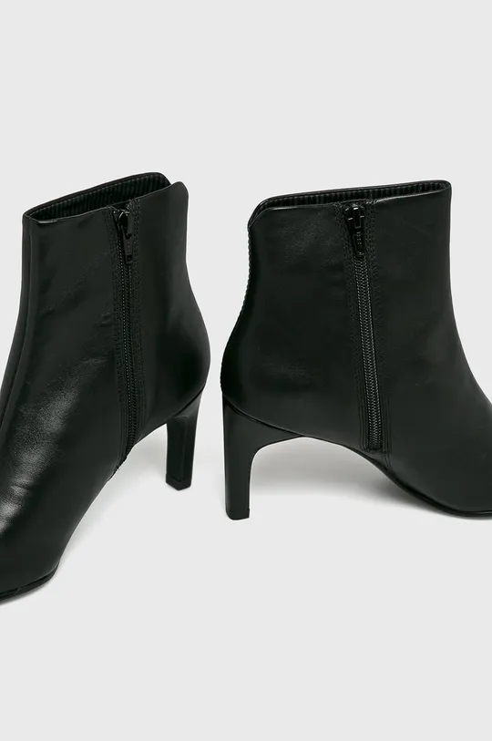 Vagabond Shoemakers - Ботинки Whitney Голенище: Натуральная кожа Внутренняя часть: Текстильный материал, Натуральная кожа Подошва: Синтетический материал