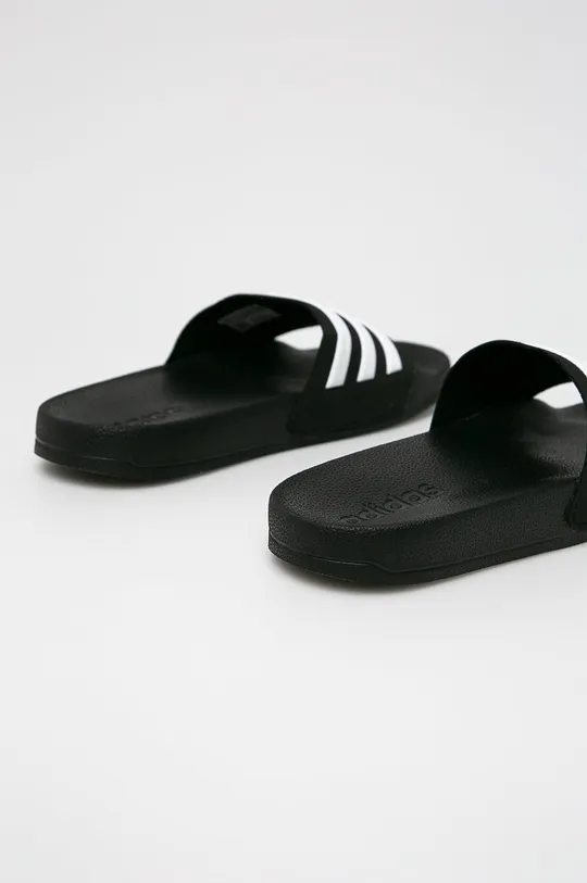 čierna adidas - Detské šľapky G27625