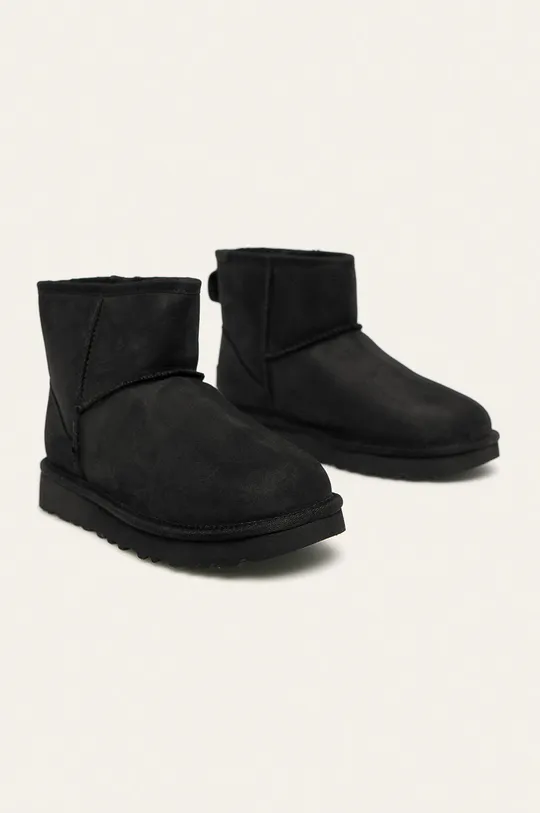 UGG snow boots black