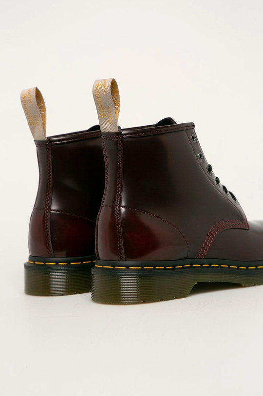 Dr. Martens - Vegánske workery <p> 
Zvršok: Syntetická látka 
Vnútro: Syntetická látka, Textil 
Podrážka: Syntetická látka</p>