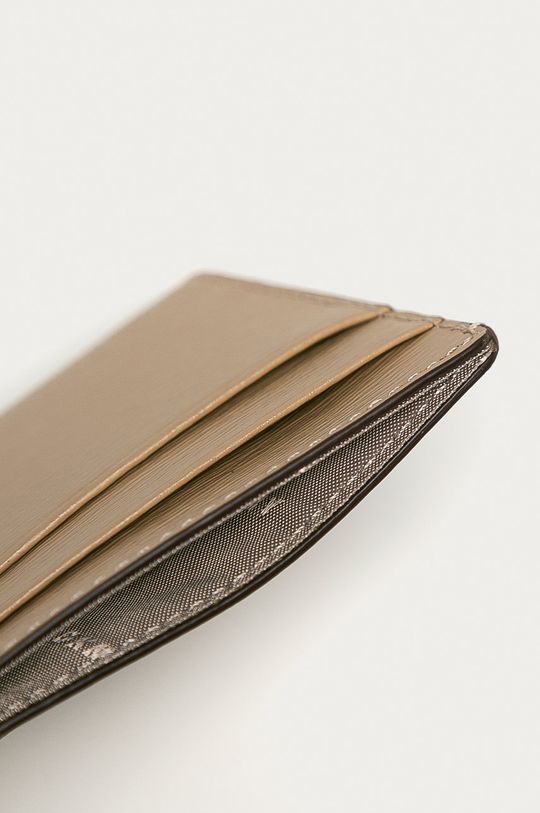 Kožené pouzdro na karty Dkny  Hlavní materiál: 100% Přírodní kůže Podšívka: 100% Polyester