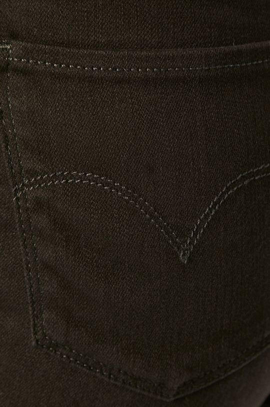 Levi's jeansi