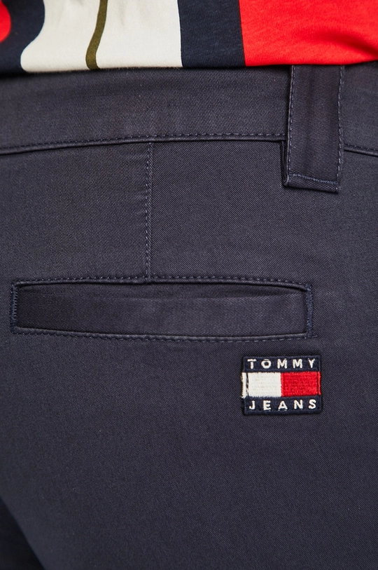 tmavomodrá Tommy Jeans – Nohavice