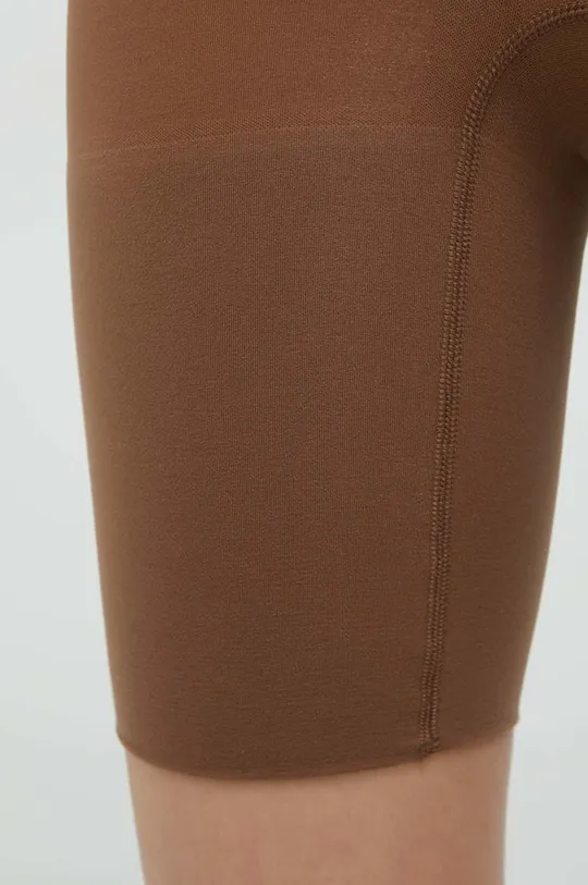 Spanx shorts modellanti 55% Nylon, 45% Elastam