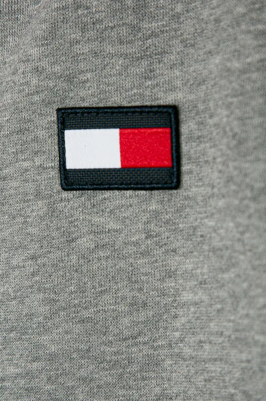 Tommy Hilfiger - Detská mikina 116-176 cm  Základná látka: 60% Bavlna, 40% Polyester Iné látky: 95% Bavlna, 5% Elastan Podšívka kapucne : 100% Bavlna Elastická manžeta: 2% Elastan, 98% Polyester