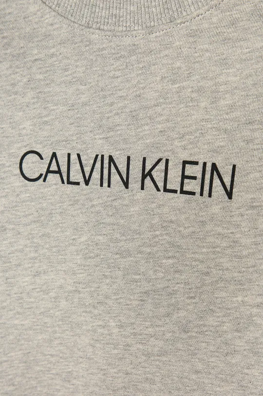 Calvin Klein Jeans - Gyerek melegítőfelső pamutból 104-176 cm  100% pamut Jelentős anyag: 45% pamut, 55% poliészter Szegély: 47% pamut, 6% elasztán, 47% poliészter