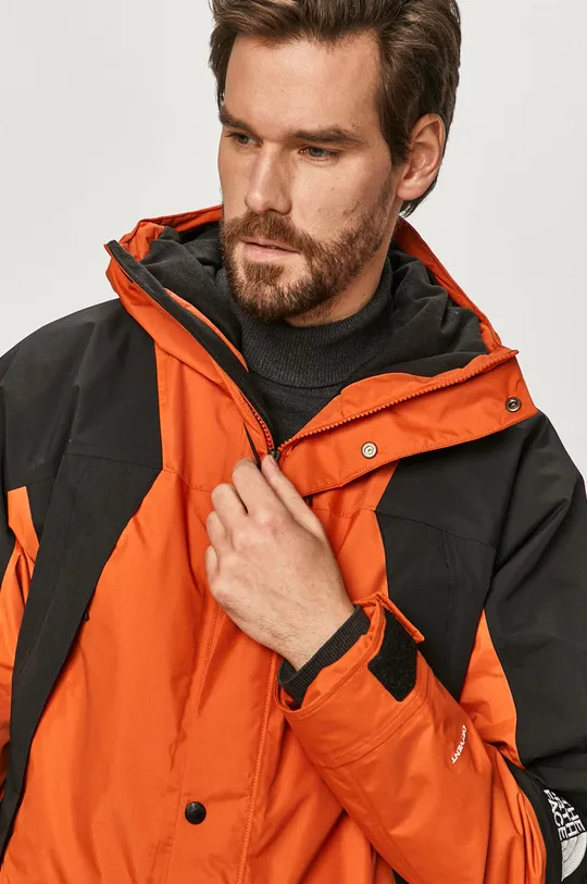 оранжевый The North Face - Куртка