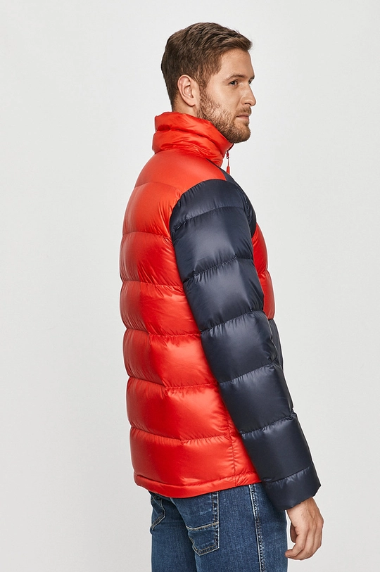 Jack Wolfskin Páperová bunda  Základná látka: 100 % Polyester Podšívka: 100 % Polyester Výplň: 90 % Kačacie páperie, 10 % Páperie