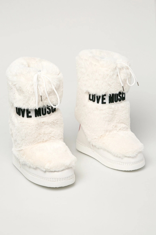 Love Moschino - Snehule biela