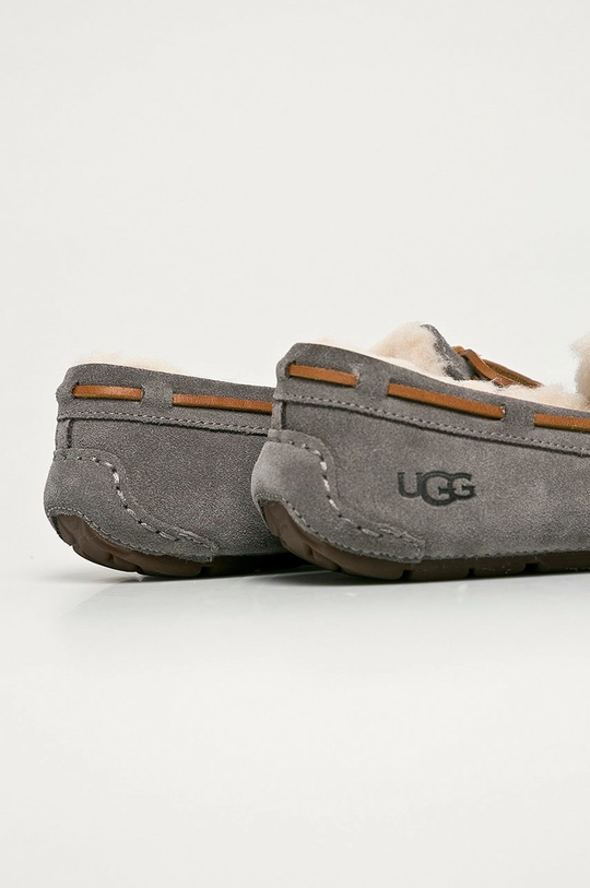 UGG - Замшевые тапочки Dakota  Голенище: Замша Внутренняя часть: Шерсть Подошва: Синтетический материал