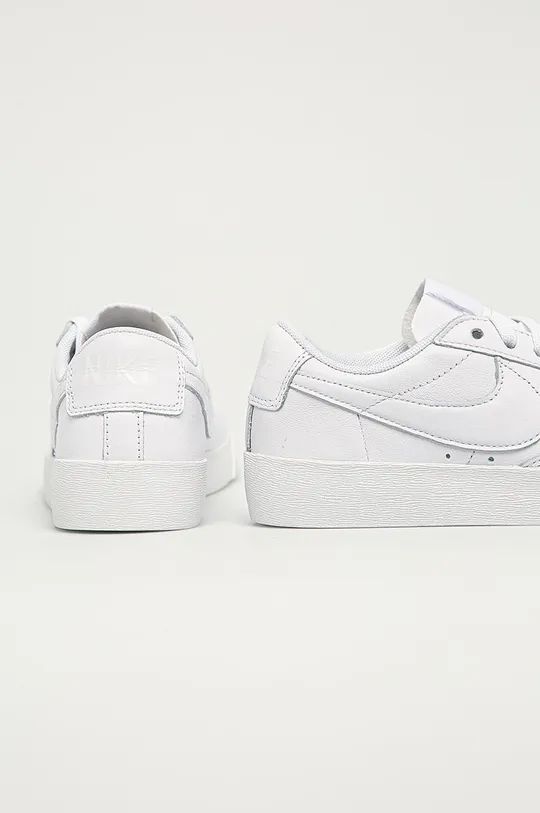 Nike Sportswear - Шкіряні черевики Blazer Low LE  Халяви: Натуральна шкіра Внутрішня частина: Текстильний матеріал Підошва: Синтетичний матеріал