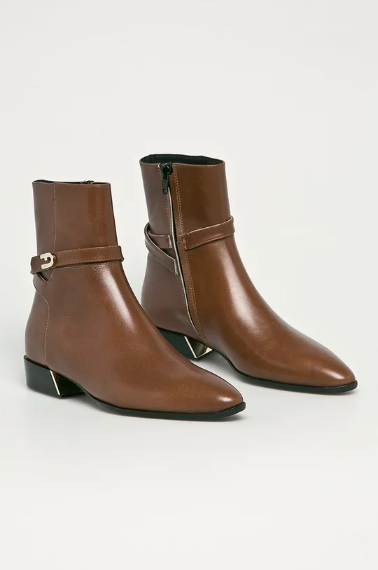 Furla - Шкіряні черевики Grace коричневий