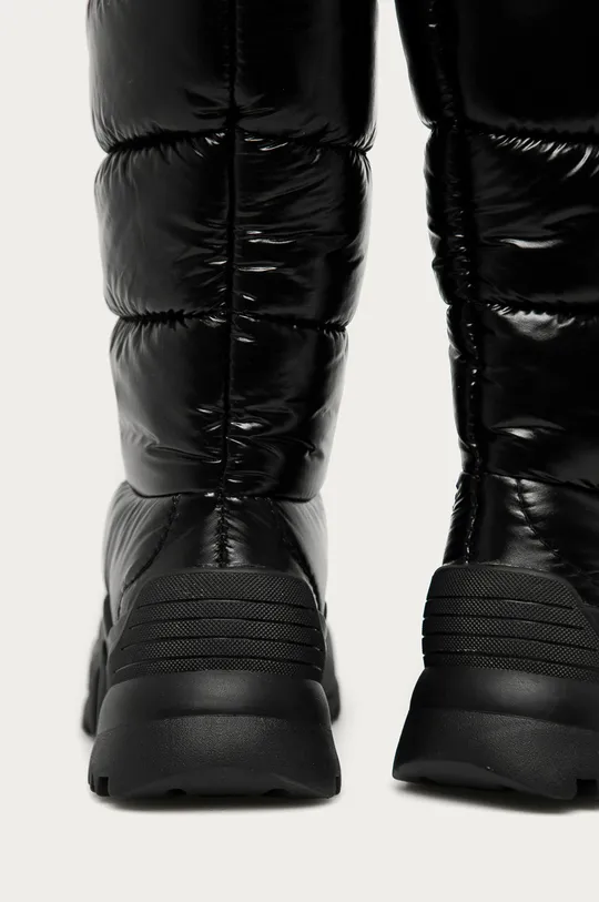 Karl Lagerfeld - Зимові чоботи  Халяви: Текстильний матеріал Внутрішня частина: Текстильний матеріал Підошва: Синтетичний матеріал