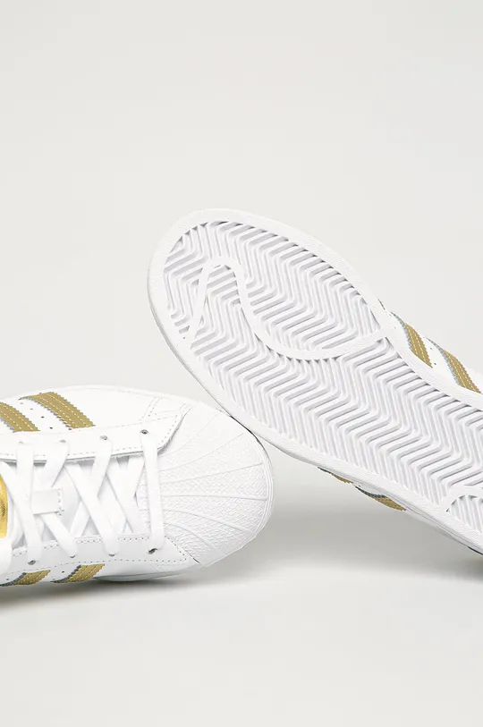 бял adidas Originals - Обувки Superstar FX7483