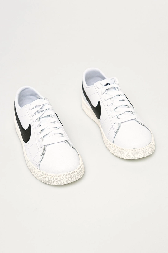 Nike Kids - Дитячі черевики Blazer Low білий