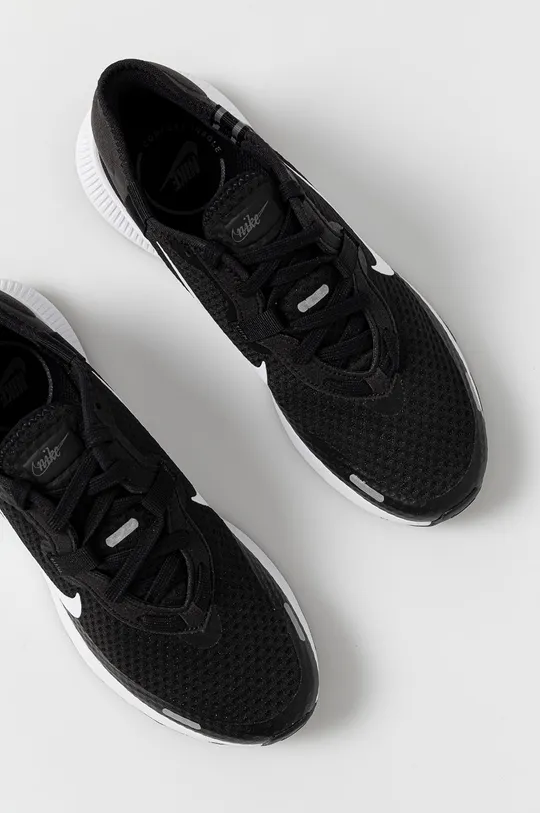 črna Čevlji Nike Sportswear
