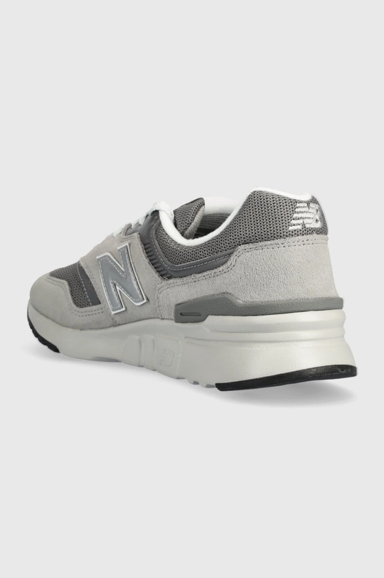 New Balance 997 Grey Silver <p> Gamba: Material textil, Piele naturala Interiorul: Material textil Talpa: Material sintetic</p>