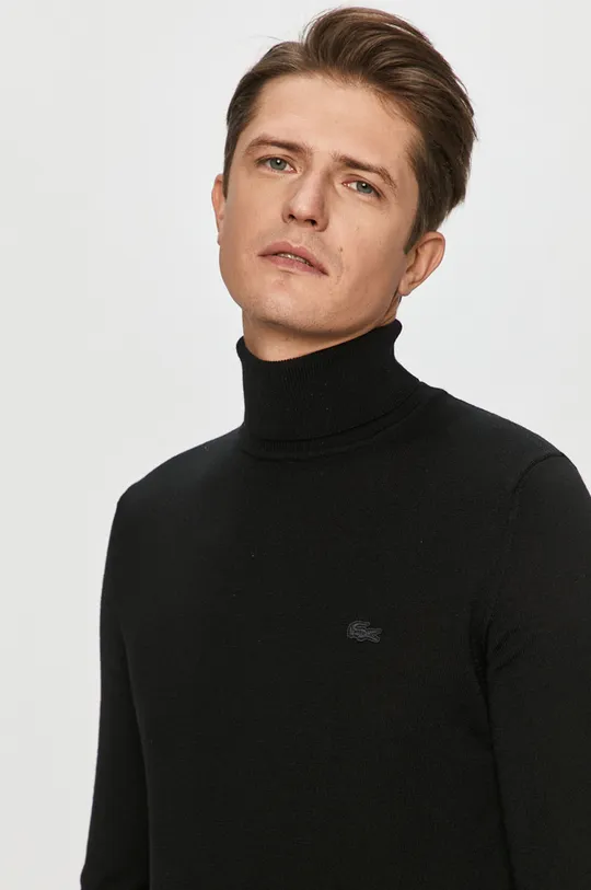 črna Lacoste pulover