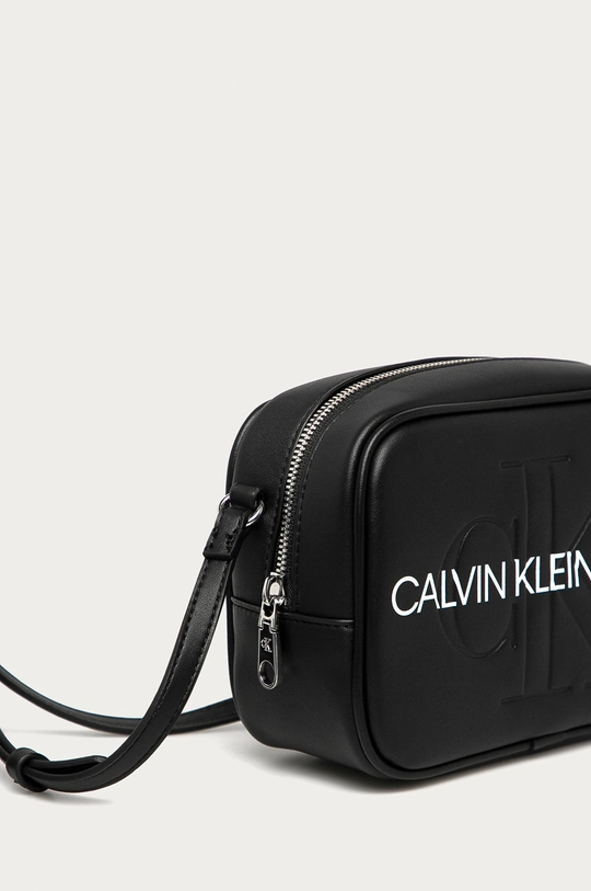 Calvin Klein Jeans - Kabelka <p> 
100% Polyuretán</p>