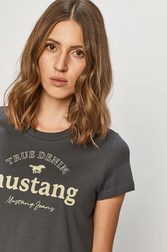 szürke Mustang - T-shirt
