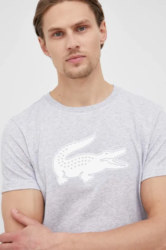 gray Lacoste t-shirt