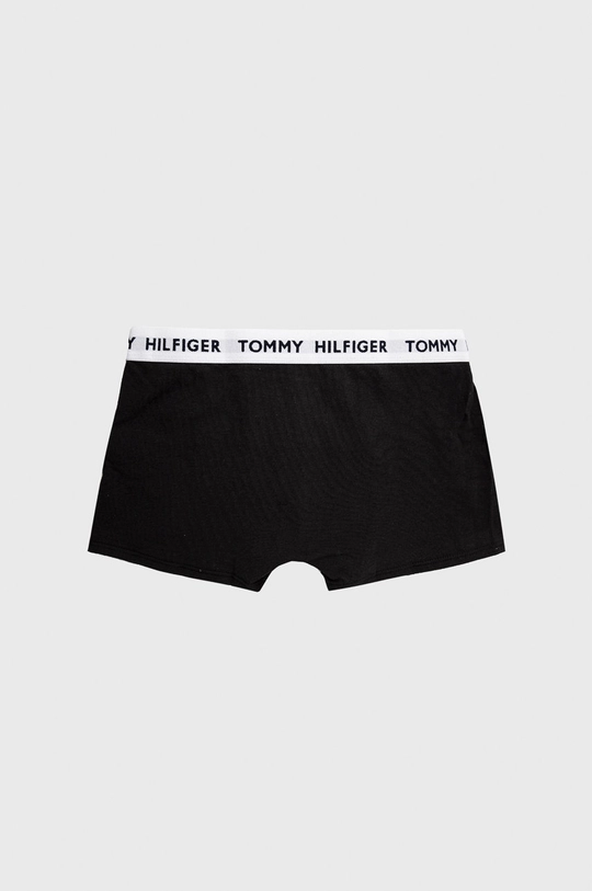 Otroške boksarice Tommy Hilfiger  Glavni material: 95% Bombaž, 5% Elastan Trak: 49% Poliester, 40% Bombaž, 11% Elastan