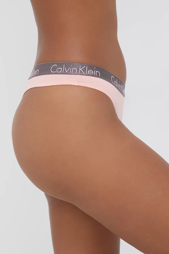 Calvin Klein Underwear Stringi różowy