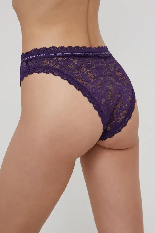 Brazílske nohavičky Calvin Klein Underwear fialová