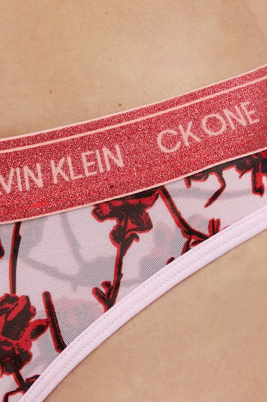 Calvin Klein Underwear Stringi Materiał 1: 32 % Elastan, 68 % Nylon, Materiał 2: 68 % Nylon, 32 % Elastan, Wkładka: 100 % Bawełna
