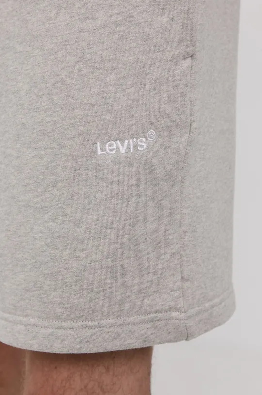 gray Levi's shorts