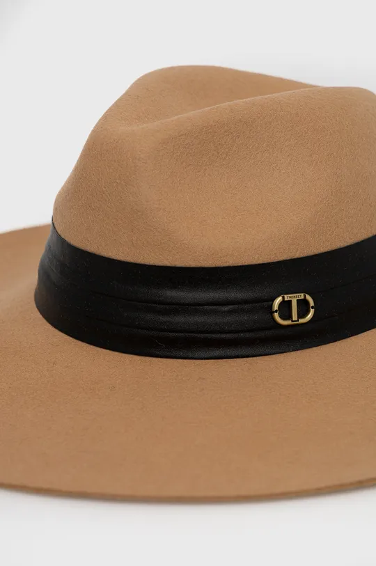 Шерстяная шляпа Twinset  Основной материал: 100% Шерсть Вставки: 100% Полиуретан