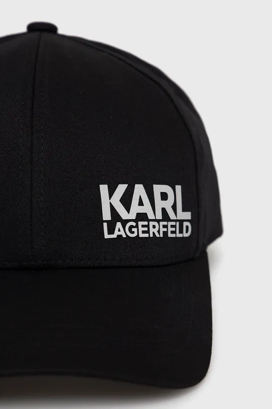 Čiapka Karl Lagerfeld  Podšívka: 100% Bavlna Základná látka: 60% Bavlna, 40% Polyester